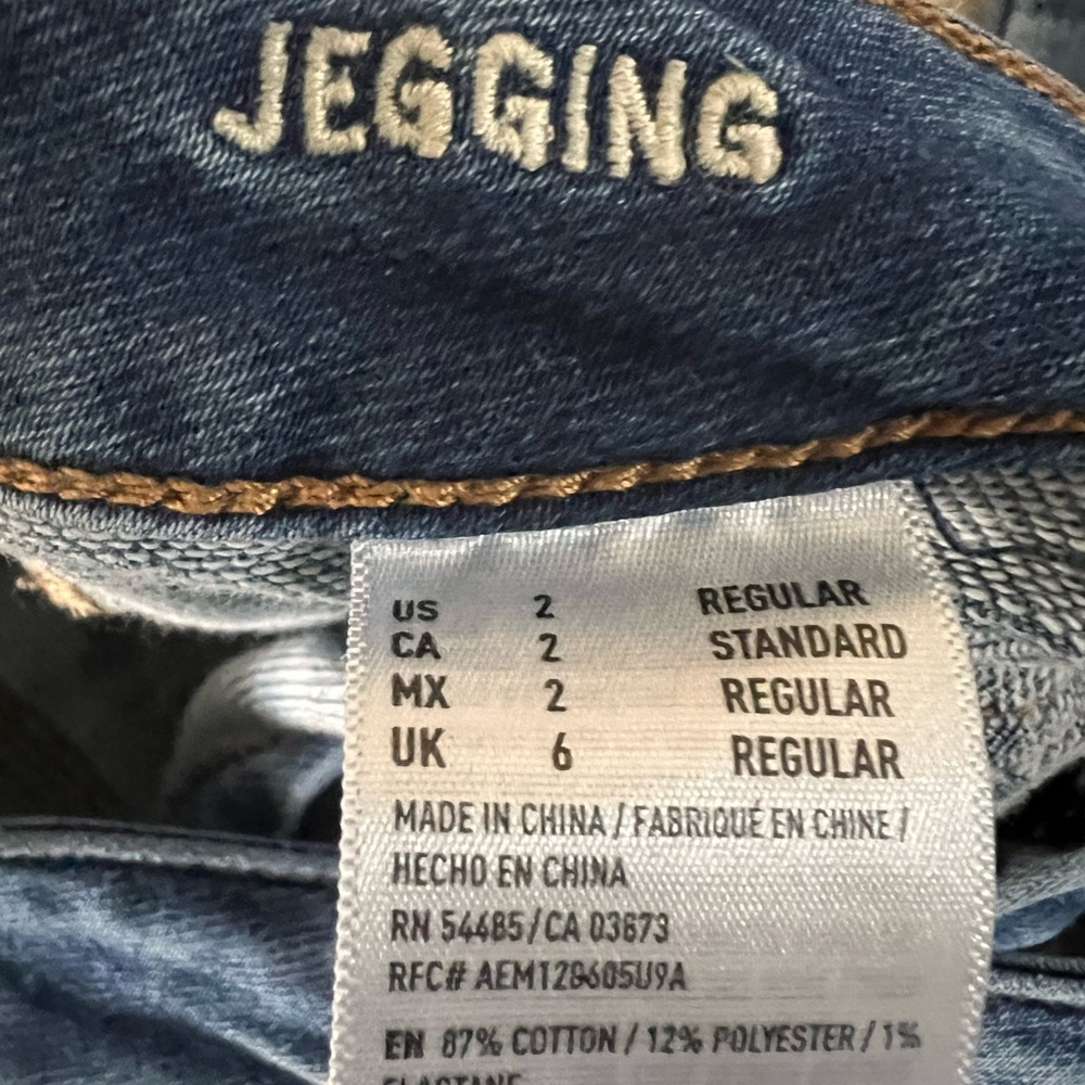 American Eagle Outfitters Women's Blue Jeans - Picture 5 of 8